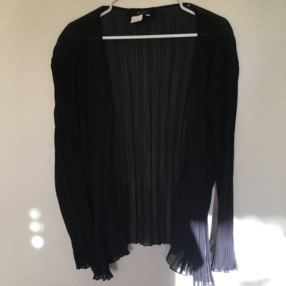 Bala Bala black crinkle plisse open shrug. Size XL.